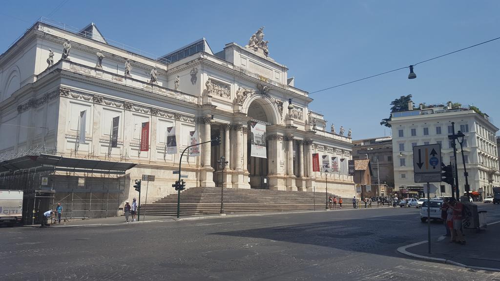 Una Finestra Su Monti Rome Bagian luar foto