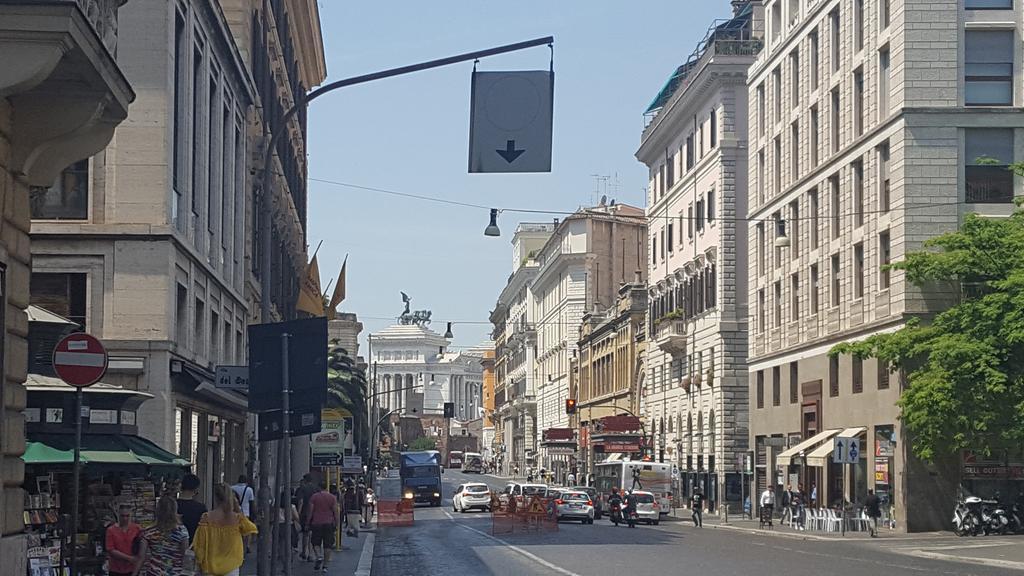 Una Finestra Su Monti Rome Bagian luar foto