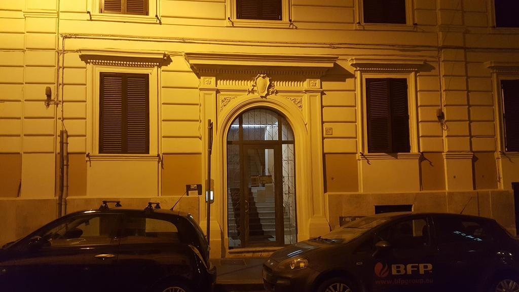 Una Finestra Su Monti Rome Bagian luar foto